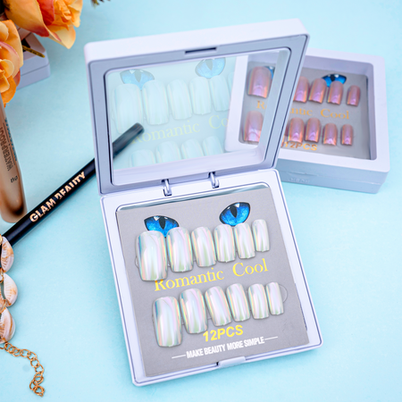 Pearl Aura Nails