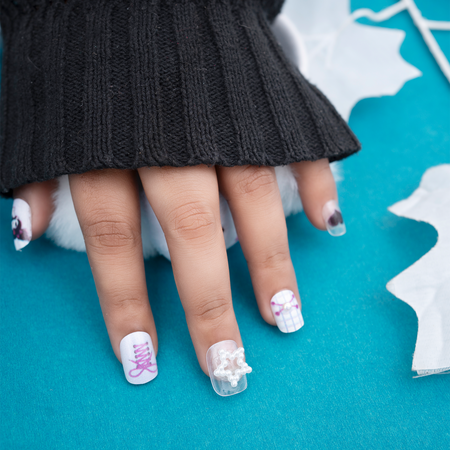 Frosty Sparkle Nails