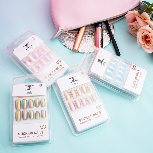 Holo Chic Nails (pack of 4)