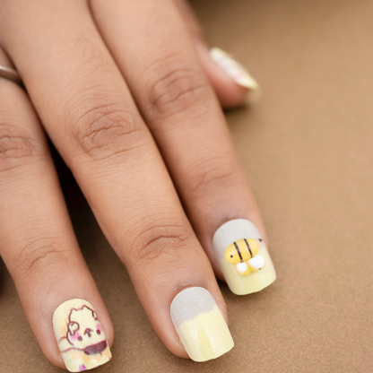 Bumble Bee Nails