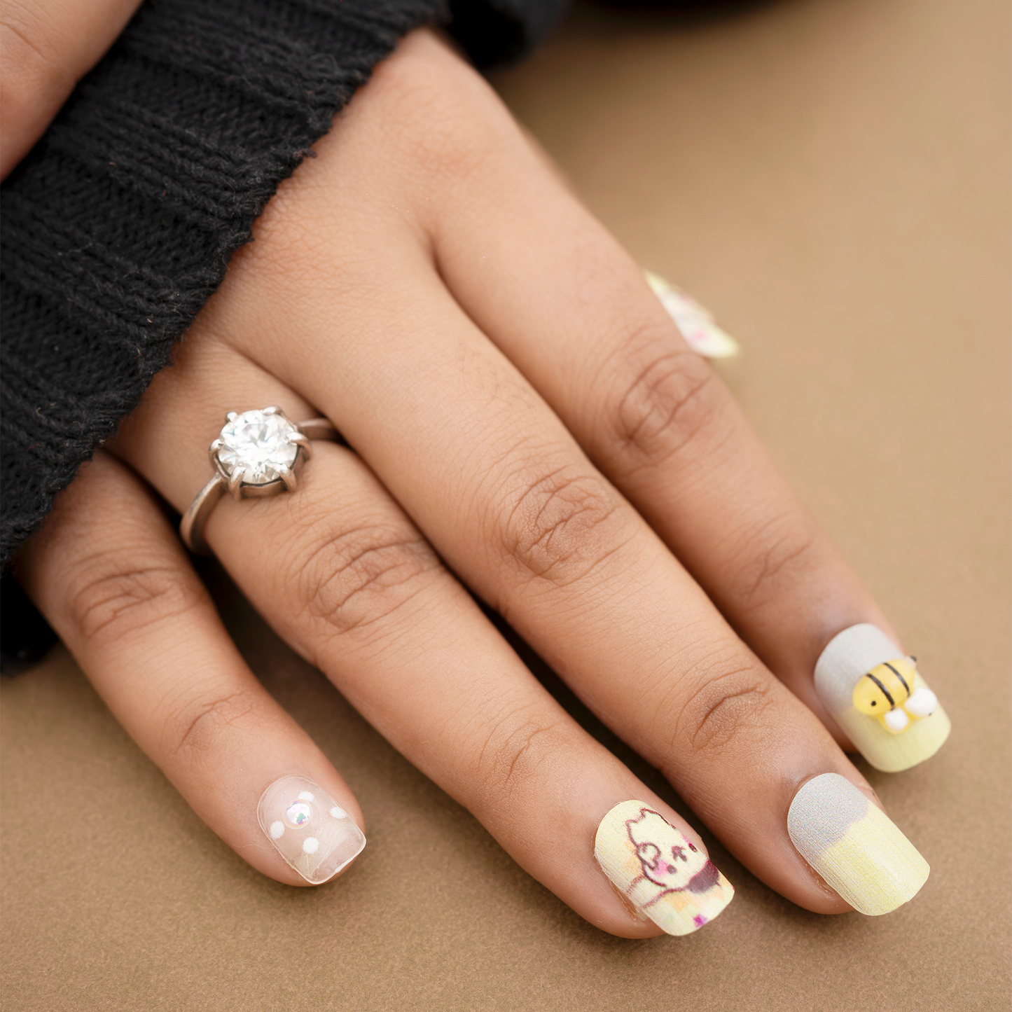 Bumble Bee Nails